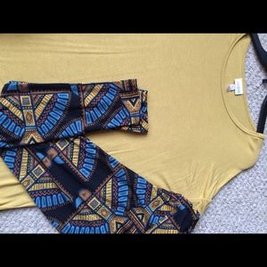 Lularoe outfit: os leggings with XXS Irma top